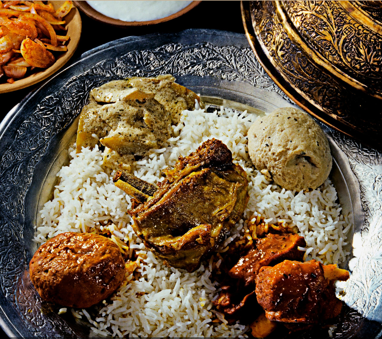 ❄️ Wazwan Wonders – A Kashmiri Culinary Experience