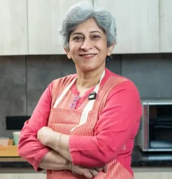 Meena-ji-768×768-1.webp Meena-ji-768x768-1.webp